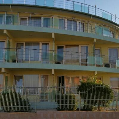 Family Hotel Coral Sosopol Exterior foto